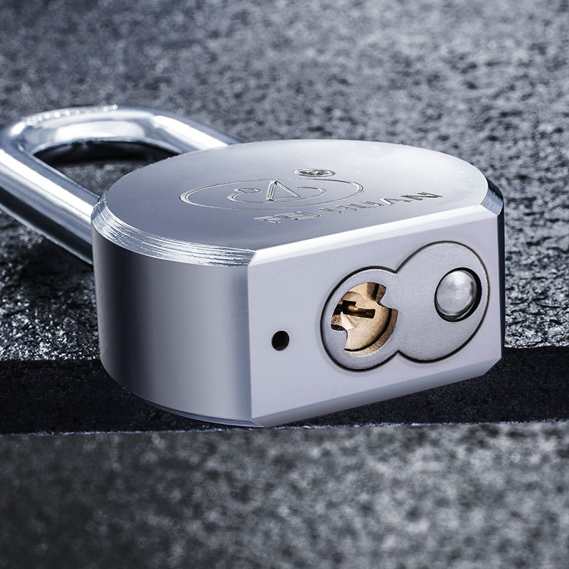 Bless 65mm Chrome-Plated Solid Steel Padlock — Hardened Shackle,3 Keys
